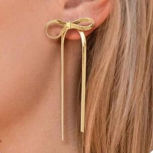 Bow drop earrings A734